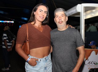 
<a style='margin-left: 5px;' class='btn btn-xs btn-social btn-facebook' href='https://www.facebook.com/sharer/sharer.php?u=https://www.galeramix.com.br/imagem/a162/800-800-90/conteudo/site_galerias/162/tijufest-2025-zeze-di-camargo-30.jpg' rel='popup' data-width='500' data-height='400'><i class='fa fa-facebook'></i>Compartilhar <span class='hidden-xs'>no Facebook</span>
</a> 
<a class='btn btn-default btn-xs' target='_blank' href='imagem/a162/800-800-90/conteudo/site_galerias/162/tijufest-2025-zeze-di-camargo-30.jpg'>
<span class='glyphicon glyphicon-cloud-download'></span> Salvar
</a>
