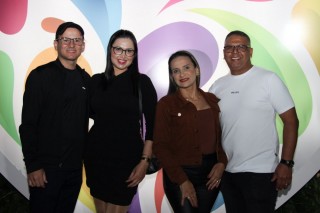 
<a style='margin-left: 5px;' class='btn btn-xs btn-social btn-facebook' href='https://www.facebook.com/sharer/sharer.php?u=https://www.galeramix.com.br/imagem/a162/800-800-90/conteudo/site_galerias/162/tijufest-2025-zeze-di-camargo-31.jpg' rel='popup' data-width='500' data-height='400'><i class='fa fa-facebook'></i>Compartilhar <span class='hidden-xs'>no Facebook</span>
</a> 
<a class='btn btn-default btn-xs' target='_blank' href='imagem/a162/800-800-90/conteudo/site_galerias/162/tijufest-2025-zeze-di-camargo-31.jpg'>
<span class='glyphicon glyphicon-cloud-download'></span> Salvar
</a>
