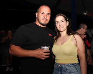 
<a style='margin-left: 5px;' class='btn btn-xs btn-social btn-facebook' href='https://www.facebook.com/sharer/sharer.php?u=https://www.galeramix.com.br/imagem/a162/800-800-90/conteudo/site_galerias/162/tijufest-2025-zeze-di-camargo-44.jpg' rel='popup' data-width='500' data-height='400'><i class='fa fa-facebook'></i>Compartilhar <span class='hidden-xs'>no Facebook</span>
</a> 
<a class='btn btn-default btn-xs' target='_blank' href='imagem/a162/800-800-90/conteudo/site_galerias/162/tijufest-2025-zeze-di-camargo-44.jpg'>
<span class='glyphicon glyphicon-cloud-download'></span> Salvar
</a>
