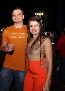 
<a style='margin-left: 5px;' class='btn btn-xs btn-social btn-facebook' href='https://www.facebook.com/sharer/sharer.php?u=https://www.galeramix.com.br/imagem/a162/800-800-90/conteudo/site_galerias/162/tijufest-2025-zeze-di-camargo-48.jpg' rel='popup' data-width='500' data-height='400'><i class='fa fa-facebook'></i>Compartilhar <span class='hidden-xs'>no Facebook</span>
</a> 
<a class='btn btn-default btn-xs' target='_blank' href='imagem/a162/800-800-90/conteudo/site_galerias/162/tijufest-2025-zeze-di-camargo-48.jpg'>
<span class='glyphicon glyphicon-cloud-download'></span> Salvar
</a>
