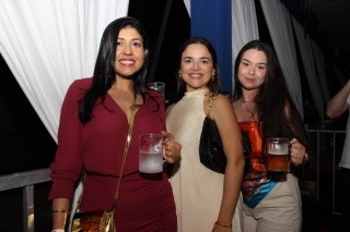 
<a style='margin-left: 5px;' class='btn btn-xs btn-social btn-facebook' href='https://www.facebook.com/sharer/sharer.php?u=https://www.galeramix.com.br/imagem/a162/800-800-90/conteudo/site_galerias/162/tijufest-2025-zeze-di-camargo-74.jpg' rel='popup' data-width='500' data-height='400'><i class='fa fa-facebook'></i>Compartilhar <span class='hidden-xs'>no Facebook</span>
</a> 
<a class='btn btn-default btn-xs' target='_blank' href='imagem/a162/800-800-90/conteudo/site_galerias/162/tijufest-2025-zeze-di-camargo-74.jpg'>
<span class='glyphicon glyphicon-cloud-download'></span> Salvar
</a>
