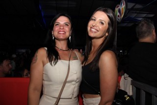 
<a style='margin-left: 5px;' class='btn btn-xs btn-social btn-facebook' href='https://www.facebook.com/sharer/sharer.php?u=https://www.galeramix.com.br/imagem/a162/800-800-90/conteudo/site_galerias/162/tijufest-2025-zeze-di-camargo-98.jpg' rel='popup' data-width='500' data-height='400'><i class='fa fa-facebook'></i>Compartilhar <span class='hidden-xs'>no Facebook</span>
</a> 
<a class='btn btn-default btn-xs' target='_blank' href='imagem/a162/800-800-90/conteudo/site_galerias/162/tijufest-2025-zeze-di-camargo-98.jpg'>
<span class='glyphicon glyphicon-cloud-download'></span> Salvar
</a>
