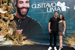 <a style='margin-left: 5px;' class='btn btn-xs btn-social btn-facebook' href='https://www.facebook.com/sharer/sharer.php?u=https://www.galeramix.com.br/imagem/a163/800-800-90/conteudo/site_galerias/163/gustavo-lima-costelaco-junior-seco-galeramix-11.jpg' rel='popup' data-width='500' data-height='400'><i class='fa fa-facebook'></i>Compartilhar <span class='hidden-xs'>no Facebook</span></a> <a class='btn btn-default btn-xs' target='_blank' href='imagem/a163/800-800-90/conteudo/site_galerias/163/gustavo-lima-costelaco-junior-seco-galeramix-11.jpg'><span class='glyphicon glyphicon-cloud-download'></span> Salvar</a>