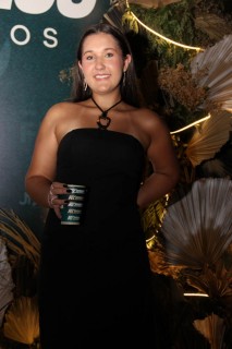 <a style='margin-left: 5px;' class='btn btn-xs btn-social btn-facebook' href='https://www.facebook.com/sharer/sharer.php?u=https://www.galeramix.com.br/imagem/a163/800-800-90/conteudo/site_galerias/163/gustavo-lima-costelaco-junior-seco-galeramix-185.jpg' rel='popup' data-width='500' data-height='400'><i class='fa fa-facebook'></i>Compartilhar <span class='hidden-xs'>no Facebook</span></a> <a class='btn btn-default btn-xs' target='_blank' href='imagem/a163/800-800-90/conteudo/site_galerias/163/gustavo-lima-costelaco-junior-seco-galeramix-185.jpg'><span class='glyphicon glyphicon-cloud-download'></span> Salvar</a>