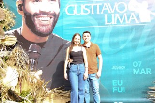 <a style='margin-left: 5px;' class='btn btn-xs btn-social btn-facebook' href='https://www.facebook.com/sharer/sharer.php?u=https://www.galeramix.com.br/imagem/a163/800-800-90/conteudo/site_galerias/163/gustavo-lima-costelaco-junior-seco-galeramix-260.jpg' rel='popup' data-width='500' data-height='400'><i class='fa fa-facebook'></i>Compartilhar <span class='hidden-xs'>no Facebook</span></a> <a class='btn btn-default btn-xs' target='_blank' href='imagem/a163/800-800-90/conteudo/site_galerias/163/gustavo-lima-costelaco-junior-seco-galeramix-260.jpg'><span class='glyphicon glyphicon-cloud-download'></span> Salvar</a>