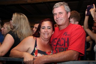 
<a style='margin-left: 5px;' class='btn btn-xs btn-social btn-facebook' href='https://www.facebook.com/sharer/sharer.php?u=https://www.galeramix.com.br/imagem/a17/800-800-90/conteudo/site_galerias/17/victor-e-leo-petry-116.jpg' rel='popup' data-width='500' data-height='400'><i class='fa fa-facebook'></i>Compartilhar <span class='hidden-xs'>no Facebook</span>
</a> 
<a class='btn btn-default btn-xs' target='_blank' href='imagem/a17/800-800-90/conteudo/site_galerias/17/victor-e-leo-petry-116.jpg'>
<span class='glyphicon glyphicon-cloud-download'></span> Salvar
</a>
