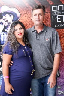 
<a style='margin-left: 5px;' class='btn btn-xs btn-social btn-facebook' href='https://www.facebook.com/sharer/sharer.php?u=https://www.galeramix.com.br/imagem/a17/800-800-90/conteudo/site_galerias/17/victor-e-leo-petry-30.jpg' rel='popup' data-width='500' data-height='400'><i class='fa fa-facebook'></i>Compartilhar <span class='hidden-xs'>no Facebook</span>
</a> 
<a class='btn btn-default btn-xs' target='_blank' href='imagem/a17/800-800-90/conteudo/site_galerias/17/victor-e-leo-petry-30.jpg'>
<span class='glyphicon glyphicon-cloud-download'></span> Salvar
</a>
