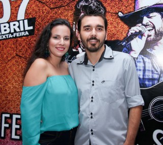 
<a style='margin-left: 5px;' class='btn btn-xs btn-social btn-facebook' href='https://www.facebook.com/sharer/sharer.php?u=https://www.galeramix.com.br/imagem/a17/800-800-90/conteudo/site_galerias/17/victor-e-leo-petry-56.jpg' rel='popup' data-width='500' data-height='400'><i class='fa fa-facebook'></i>Compartilhar <span class='hidden-xs'>no Facebook</span>
</a> 
<a class='btn btn-default btn-xs' target='_blank' href='imagem/a17/800-800-90/conteudo/site_galerias/17/victor-e-leo-petry-56.jpg'>
<span class='glyphicon glyphicon-cloud-download'></span> Salvar
</a>
