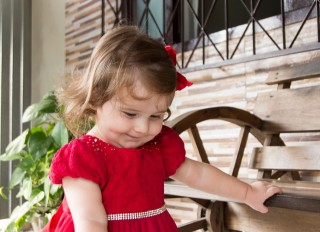 
            <a style='margin-left: 5px;' class='btn btn-xs btn-social btn-facebook' href='https://www.facebook.com/sharer/sharer.php?u=https://www.galeramix.com.br/imagem/a22/800-800-90/conteudo/site_galerias/22/ensaio-lara-32.jpg' rel='popup' data-width='500' data-height='400'><i class='fa fa-facebook'></i>Compartilhar <span class='hidden-xs'>no Facebook</span>
        </a> 
        <a class='btn btn-default btn-xs' target='_blank' href='imagem/a22/800-800-90/conteudo/site_galerias/22/ensaio-lara-32.jpg'>
            <span class='glyphicon glyphicon-cloud-download'></span> Salvar
        </a>
        