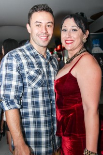 
<a style='margin-left: 5px;' class='btn btn-xs btn-social btn-facebook' href='https://www.facebook.com/sharer/sharer.php?u=https://www.galeramix.com.br/imagem/a23/800-800-90/conteudo/site_galerias/23/fernando-e-sorocaba-petry-galera-mix-20.jpg' rel='popup' data-width='500' data-height='400'><i class='fa fa-facebook'></i>Compartilhar <span class='hidden-xs'>no Facebook</span>
</a> 
<a class='btn btn-default btn-xs' target='_blank' href='imagem/a23/800-800-90/conteudo/site_galerias/23/fernando-e-sorocaba-petry-galera-mix-20.jpg'>
<span class='glyphicon glyphicon-cloud-download'></span> Salvar
</a>
