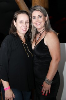 
<a style='margin-left: 5px;' class='btn btn-xs btn-social btn-facebook' href='https://www.facebook.com/sharer/sharer.php?u=https://www.galeramix.com.br/imagem/a23/800-800-90/conteudo/site_galerias/23/fernando-e-sorocaba-petry-galera-mix-56.jpg' rel='popup' data-width='500' data-height='400'><i class='fa fa-facebook'></i>Compartilhar <span class='hidden-xs'>no Facebook</span>
</a> 
<a class='btn btn-default btn-xs' target='_blank' href='imagem/a23/800-800-90/conteudo/site_galerias/23/fernando-e-sorocaba-petry-galera-mix-56.jpg'>
<span class='glyphicon glyphicon-cloud-download'></span> Salvar
</a>
