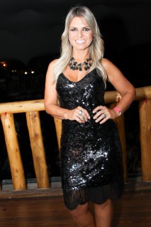 
<a style='margin-left: 5px;' class='btn btn-xs btn-social btn-facebook' href='https://www.facebook.com/sharer/sharer.php?u=https://www.galeramix.com.br/imagem/a23/800-800-90/conteudo/site_galerias/23/fernando-e-sorocaba-petry-galera-mix-82.jpg' rel='popup' data-width='500' data-height='400'><i class='fa fa-facebook'></i>Compartilhar <span class='hidden-xs'>no Facebook</span>
</a> 
<a class='btn btn-default btn-xs' target='_blank' href='imagem/a23/800-800-90/conteudo/site_galerias/23/fernando-e-sorocaba-petry-galera-mix-82.jpg'>
<span class='glyphicon glyphicon-cloud-download'></span> Salvar
</a>
