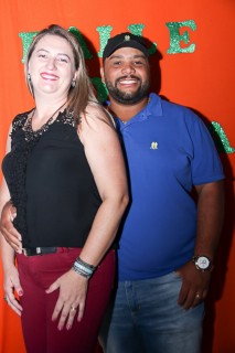 
<a style='margin-left: 5px;' class='btn btn-xs btn-social btn-facebook' href='https://www.facebook.com/sharer/sharer.php?u=https://www.galeramix.com.br/imagem/a24/800-800-90/conteudo/site_galerias/24/img3099.jpg' rel='popup' data-width='500' data-height='400'><i class='fa fa-facebook'></i>Compartilhar <span class='hidden-xs'>no Facebook</span>
</a> 
<a class='btn btn-default btn-xs' target='_blank' href='imagem/a24/800-800-90/conteudo/site_galerias/24/img3099.jpg'>
<span class='glyphicon glyphicon-cloud-download'></span> Salvar
</a>
