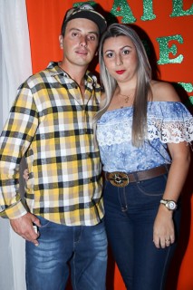 
<a style='margin-left: 5px;' class='btn btn-xs btn-social btn-facebook' href='https://www.facebook.com/sharer/sharer.php?u=https://www.galeramix.com.br/imagem/a24/800-800-90/conteudo/site_galerias/24/img3112.jpg' rel='popup' data-width='500' data-height='400'><i class='fa fa-facebook'></i>Compartilhar <span class='hidden-xs'>no Facebook</span>
</a> 
<a class='btn btn-default btn-xs' target='_blank' href='imagem/a24/800-800-90/conteudo/site_galerias/24/img3112.jpg'>
<span class='glyphicon glyphicon-cloud-download'></span> Salvar
</a>
