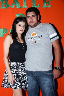 
<a style='margin-left: 5px;' class='btn btn-xs btn-social btn-facebook' href='https://www.facebook.com/sharer/sharer.php?u=https://www.galeramix.com.br/imagem/a24/800-800-90/conteudo/site_galerias/24/img3114.jpg' rel='popup' data-width='500' data-height='400'><i class='fa fa-facebook'></i>Compartilhar <span class='hidden-xs'>no Facebook</span>
</a> 
<a class='btn btn-default btn-xs' target='_blank' href='imagem/a24/800-800-90/conteudo/site_galerias/24/img3114.jpg'>
<span class='glyphicon glyphicon-cloud-download'></span> Salvar
</a>
