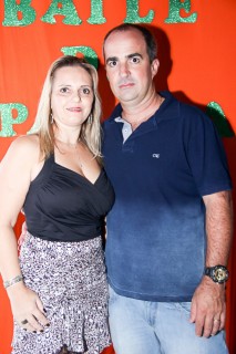 
<a style='margin-left: 5px;' class='btn btn-xs btn-social btn-facebook' href='https://www.facebook.com/sharer/sharer.php?u=https://www.galeramix.com.br/imagem/a24/800-800-90/conteudo/site_galerias/24/img3131.jpg' rel='popup' data-width='500' data-height='400'><i class='fa fa-facebook'></i>Compartilhar <span class='hidden-xs'>no Facebook</span>
</a> 
<a class='btn btn-default btn-xs' target='_blank' href='imagem/a24/800-800-90/conteudo/site_galerias/24/img3131.jpg'>
<span class='glyphicon glyphicon-cloud-download'></span> Salvar
</a>
