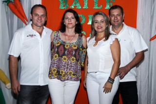 
<a style='margin-left: 5px;' class='btn btn-xs btn-social btn-facebook' href='https://www.facebook.com/sharer/sharer.php?u=https://www.galeramix.com.br/imagem/a24/800-800-90/conteudo/site_galerias/24/img3145.jpg' rel='popup' data-width='500' data-height='400'><i class='fa fa-facebook'></i>Compartilhar <span class='hidden-xs'>no Facebook</span>
</a> 
<a class='btn btn-default btn-xs' target='_blank' href='imagem/a24/800-800-90/conteudo/site_galerias/24/img3145.jpg'>
<span class='glyphicon glyphicon-cloud-download'></span> Salvar
</a>
