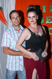 
<a style='margin-left: 5px;' class='btn btn-xs btn-social btn-facebook' href='https://www.facebook.com/sharer/sharer.php?u=https://www.galeramix.com.br/imagem/a24/800-800-90/conteudo/site_galerias/24/img3167.jpg' rel='popup' data-width='500' data-height='400'><i class='fa fa-facebook'></i>Compartilhar <span class='hidden-xs'>no Facebook</span>
</a> 
<a class='btn btn-default btn-xs' target='_blank' href='imagem/a24/800-800-90/conteudo/site_galerias/24/img3167.jpg'>
<span class='glyphicon glyphicon-cloud-download'></span> Salvar
</a>
