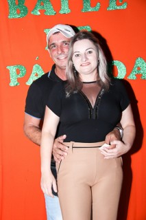 
<a style='margin-left: 5px;' class='btn btn-xs btn-social btn-facebook' href='https://www.facebook.com/sharer/sharer.php?u=https://www.galeramix.com.br/imagem/a24/800-800-90/conteudo/site_galerias/24/img3169.jpg' rel='popup' data-width='500' data-height='400'><i class='fa fa-facebook'></i>Compartilhar <span class='hidden-xs'>no Facebook</span>
</a> 
<a class='btn btn-default btn-xs' target='_blank' href='imagem/a24/800-800-90/conteudo/site_galerias/24/img3169.jpg'>
<span class='glyphicon glyphicon-cloud-download'></span> Salvar
</a>
