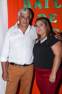 
<a style='margin-left: 5px;' class='btn btn-xs btn-social btn-facebook' href='https://www.facebook.com/sharer/sharer.php?u=https://www.galeramix.com.br/imagem/a24/800-800-90/conteudo/site_galerias/24/img3170.jpg' rel='popup' data-width='500' data-height='400'><i class='fa fa-facebook'></i>Compartilhar <span class='hidden-xs'>no Facebook</span>
</a> 
<a class='btn btn-default btn-xs' target='_blank' href='imagem/a24/800-800-90/conteudo/site_galerias/24/img3170.jpg'>
<span class='glyphicon glyphicon-cloud-download'></span> Salvar
</a>
