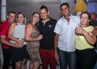 
<a style='margin-left: 5px;' class='btn btn-xs btn-social btn-facebook' href='https://www.facebook.com/sharer/sharer.php?u=https://www.galeramix.com.br/imagem/a24/800-800-90/conteudo/site_galerias/24/img3190.jpg' rel='popup' data-width='500' data-height='400'><i class='fa fa-facebook'></i>Compartilhar <span class='hidden-xs'>no Facebook</span>
</a> 
<a class='btn btn-default btn-xs' target='_blank' href='imagem/a24/800-800-90/conteudo/site_galerias/24/img3190.jpg'>
<span class='glyphicon glyphicon-cloud-download'></span> Salvar
</a>
