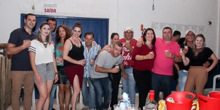 
<a style='margin-left: 5px;' class='btn btn-xs btn-social btn-facebook' href='https://www.facebook.com/sharer/sharer.php?u=https://www.galeramix.com.br/imagem/a24/800-800-90/conteudo/site_galerias/24/img3231.jpg' rel='popup' data-width='500' data-height='400'><i class='fa fa-facebook'></i>Compartilhar <span class='hidden-xs'>no Facebook</span>
</a> 
<a class='btn btn-default btn-xs' target='_blank' href='imagem/a24/800-800-90/conteudo/site_galerias/24/img3231.jpg'>
<span class='glyphicon glyphicon-cloud-download'></span> Salvar
</a>
