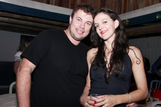 
<a style='margin-left: 5px;' class='btn btn-xs btn-social btn-facebook' href='https://www.facebook.com/sharer/sharer.php?u=https://www.galeramix.com.br/imagem/a24/800-800-90/conteudo/site_galerias/24/img3246.jpg' rel='popup' data-width='500' data-height='400'><i class='fa fa-facebook'></i>Compartilhar <span class='hidden-xs'>no Facebook</span>
</a> 
<a class='btn btn-default btn-xs' target='_blank' href='imagem/a24/800-800-90/conteudo/site_galerias/24/img3246.jpg'>
<span class='glyphicon glyphicon-cloud-download'></span> Salvar
</a>
