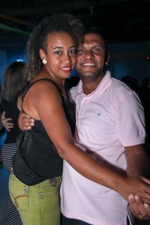 
<a style='margin-left: 5px;' class='btn btn-xs btn-social btn-facebook' href='https://www.facebook.com/sharer/sharer.php?u=https://www.galeramix.com.br/imagem/a24/800-800-90/conteudo/site_galerias/24/img3248.jpg' rel='popup' data-width='500' data-height='400'><i class='fa fa-facebook'></i>Compartilhar <span class='hidden-xs'>no Facebook</span>
</a> 
<a class='btn btn-default btn-xs' target='_blank' href='imagem/a24/800-800-90/conteudo/site_galerias/24/img3248.jpg'>
<span class='glyphicon glyphicon-cloud-download'></span> Salvar
</a>
