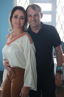 
<a style='margin-left: 5px;' class='btn btn-xs btn-social btn-facebook' href='https://www.facebook.com/sharer/sharer.php?u=https://www.galeramix.com.br/imagem/a29/800-800-90/conteudo/site_galerias/29/img4157.jpg' rel='popup' data-width='500' data-height='400'><i class='fa fa-facebook'></i>Compartilhar <span class='hidden-xs'>no Facebook</span>
</a> 
<a class='btn btn-default btn-xs' target='_blank' href='imagem/a29/800-800-90/conteudo/site_galerias/29/img4157.jpg'>
<span class='glyphicon glyphicon-cloud-download'></span> Salvar
</a>
