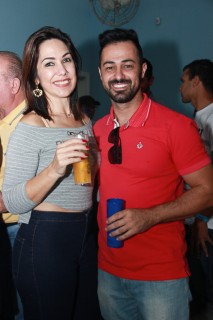 
<a style='margin-left: 5px;' class='btn btn-xs btn-social btn-facebook' href='https://www.facebook.com/sharer/sharer.php?u=https://www.galeramix.com.br/imagem/a29/800-800-90/conteudo/site_galerias/29/img4179.jpg' rel='popup' data-width='500' data-height='400'><i class='fa fa-facebook'></i>Compartilhar <span class='hidden-xs'>no Facebook</span>
</a> 
<a class='btn btn-default btn-xs' target='_blank' href='imagem/a29/800-800-90/conteudo/site_galerias/29/img4179.jpg'>
<span class='glyphicon glyphicon-cloud-download'></span> Salvar
</a>
