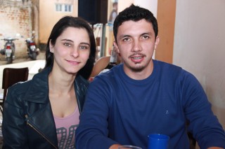 
<a style='margin-left: 5px;' class='btn btn-xs btn-social btn-facebook' href='https://www.facebook.com/sharer/sharer.php?u=https://www.galeramix.com.br/imagem/a29/800-800-90/conteudo/site_galerias/29/img4198.jpg' rel='popup' data-width='500' data-height='400'><i class='fa fa-facebook'></i>Compartilhar <span class='hidden-xs'>no Facebook</span>
</a> 
<a class='btn btn-default btn-xs' target='_blank' href='imagem/a29/800-800-90/conteudo/site_galerias/29/img4198.jpg'>
<span class='glyphicon glyphicon-cloud-download'></span> Salvar
</a>
