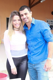 
<a style='margin-left: 5px;' class='btn btn-xs btn-social btn-facebook' href='https://www.facebook.com/sharer/sharer.php?u=https://www.galeramix.com.br/imagem/a29/800-800-90/conteudo/site_galerias/29/img4207.jpg' rel='popup' data-width='500' data-height='400'><i class='fa fa-facebook'></i>Compartilhar <span class='hidden-xs'>no Facebook</span>
</a> 
<a class='btn btn-default btn-xs' target='_blank' href='imagem/a29/800-800-90/conteudo/site_galerias/29/img4207.jpg'>
<span class='glyphicon glyphicon-cloud-download'></span> Salvar
</a>
