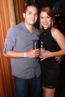 
<a style='margin-left: 5px;' class='btn btn-xs btn-social btn-facebook' href='https://www.facebook.com/sharer/sharer.php?u=https://www.galeramix.com.br/imagem/a3/800-800-90/conteudo/site_galerias/3/petry-galera-mix-mairara-e-maraisa-116.jpg' rel='popup' data-width='500' data-height='400'><i class='fa fa-facebook'></i>Compartilhar <span class='hidden-xs'>no Facebook</span>
</a> 
<a class='btn btn-default btn-xs' target='_blank' href='imagem/a3/800-800-90/conteudo/site_galerias/3/petry-galera-mix-mairara-e-maraisa-116.jpg'>
<span class='glyphicon glyphicon-cloud-download'></span> Salvar
</a>
