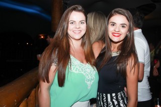 
<a style='margin-left: 5px;' class='btn btn-xs btn-social btn-facebook' href='https://www.facebook.com/sharer/sharer.php?u=https://www.galeramix.com.br/imagem/a3/800-800-90/conteudo/site_galerias/3/petry-galera-mix-mairara-e-maraisa-151.jpg' rel='popup' data-width='500' data-height='400'><i class='fa fa-facebook'></i>Compartilhar <span class='hidden-xs'>no Facebook</span>
</a> 
<a class='btn btn-default btn-xs' target='_blank' href='imagem/a3/800-800-90/conteudo/site_galerias/3/petry-galera-mix-mairara-e-maraisa-151.jpg'>
<span class='glyphicon glyphicon-cloud-download'></span> Salvar
</a>
