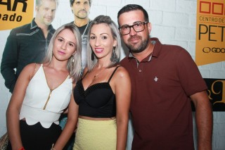 
<a style='margin-left: 5px;' class='btn btn-xs btn-social btn-facebook' href='https://www.facebook.com/sharer/sharer.php?u=https://www.galeramix.com.br/imagem/a3/800-800-90/conteudo/site_galerias/3/petry-galera-mix-mairara-e-maraisa-18.jpg' rel='popup' data-width='500' data-height='400'><i class='fa fa-facebook'></i>Compartilhar <span class='hidden-xs'>no Facebook</span>
</a> 
<a class='btn btn-default btn-xs' target='_blank' href='imagem/a3/800-800-90/conteudo/site_galerias/3/petry-galera-mix-mairara-e-maraisa-18.jpg'>
<span class='glyphicon glyphicon-cloud-download'></span> Salvar
</a>
