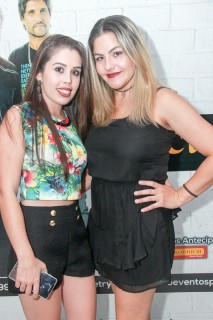 
<a style='margin-left: 5px;' class='btn btn-xs btn-social btn-facebook' href='https://www.facebook.com/sharer/sharer.php?u=https://www.galeramix.com.br/imagem/a3/800-800-90/conteudo/site_galerias/3/petry-galera-mix-mairara-e-maraisa-55.jpg' rel='popup' data-width='500' data-height='400'><i class='fa fa-facebook'></i>Compartilhar <span class='hidden-xs'>no Facebook</span>
</a> 
<a class='btn btn-default btn-xs' target='_blank' href='imagem/a3/800-800-90/conteudo/site_galerias/3/petry-galera-mix-mairara-e-maraisa-55.jpg'>
<span class='glyphicon glyphicon-cloud-download'></span> Salvar
</a>
