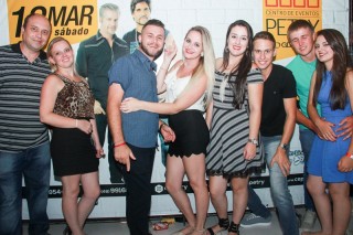 
<a style='margin-left: 5px;' class='btn btn-xs btn-social btn-facebook' href='https://www.facebook.com/sharer/sharer.php?u=https://www.galeramix.com.br/imagem/a3/800-800-90/conteudo/site_galerias/3/petry-galera-mix-mairara-e-maraisa-58.jpg' rel='popup' data-width='500' data-height='400'><i class='fa fa-facebook'></i>Compartilhar <span class='hidden-xs'>no Facebook</span>
</a> 
<a class='btn btn-default btn-xs' target='_blank' href='imagem/a3/800-800-90/conteudo/site_galerias/3/petry-galera-mix-mairara-e-maraisa-58.jpg'>
<span class='glyphicon glyphicon-cloud-download'></span> Salvar
</a>
