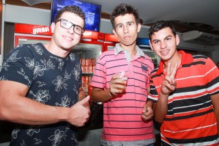 
<a style='margin-left: 5px;' class='btn btn-xs btn-social btn-facebook' href='https://www.facebook.com/sharer/sharer.php?u=https://www.galeramix.com.br/imagem/a3/800-800-90/conteudo/site_galerias/3/petry-galera-mix-mairara-e-maraisa-74.jpg' rel='popup' data-width='500' data-height='400'><i class='fa fa-facebook'></i>Compartilhar <span class='hidden-xs'>no Facebook</span>
</a> 
<a class='btn btn-default btn-xs' target='_blank' href='imagem/a3/800-800-90/conteudo/site_galerias/3/petry-galera-mix-mairara-e-maraisa-74.jpg'>
<span class='glyphicon glyphicon-cloud-download'></span> Salvar
</a>
