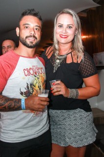 
<a style='margin-left: 5px;' class='btn btn-xs btn-social btn-facebook' href='https://www.facebook.com/sharer/sharer.php?u=https://www.galeramix.com.br/imagem/a3/800-800-90/conteudo/site_galerias/3/petry-galera-mix-mairara-e-maraisa-99.jpg' rel='popup' data-width='500' data-height='400'><i class='fa fa-facebook'></i>Compartilhar <span class='hidden-xs'>no Facebook</span>
</a> 
<a class='btn btn-default btn-xs' target='_blank' href='imagem/a3/800-800-90/conteudo/site_galerias/3/petry-galera-mix-mairara-e-maraisa-99.jpg'>
<span class='glyphicon glyphicon-cloud-download'></span> Salvar
</a>
