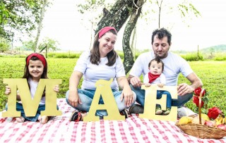 
                <a style='margin-left: 5px;' class='btn btn-xs btn-social btn-facebook' href='https://www.facebook.com/sharer/sharer.php?u=https://www.galeramix.com.br/imagem/a30/800-800-90/conteudo/site_galerias/30/img3515.jpg' rel='popup' data-width='500' data-height='400'><i class='fa fa-facebook'></i>Compartilhar <span class='hidden-xs'>no Facebook</span>
            </a> 
            <a class='btn btn-default btn-xs' target='_blank' href='imagem/a30/800-800-90/conteudo/site_galerias/30/img3515.jpg'>
                <span class='glyphicon glyphicon-cloud-download'></span> Salvar
            </a>
            