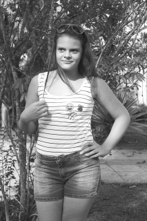 
<a style='margin-left: 5px;' class='btn btn-xs btn-social btn-facebook' href='https://www.facebook.com/sharer/sharer.php?u=https://www.galeramix.com.br/imagem/a31/800-800-90/conteudo/site_galerias/31/ensaio-5.jpg' rel='popup' data-width='500' data-height='400'><i class='fa fa-facebook'></i>Compartilhar <span class='hidden-xs'>no Facebook</span>
</a> 
<a class='btn btn-default btn-xs' target='_blank' href='imagem/a31/800-800-90/conteudo/site_galerias/31/ensaio-5.jpg'>
<span class='glyphicon glyphicon-cloud-download'></span> Salvar
</a>
