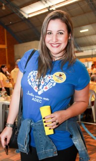 
<a style='margin-left: 5px;' class='btn btn-xs btn-social btn-facebook' href='https://www.facebook.com/sharer/sharer.php?u=https://www.galeramix.com.br/imagem/a35/800-800-90/conteudo/site_galerias/35/feijoada-adec-galera-mix-111.jpg' rel='popup' data-width='500' data-height='400'><i class='fa fa-facebook'></i>Compartilhar <span class='hidden-xs'>no Facebook</span>
</a> 
<a class='btn btn-default btn-xs' target='_blank' href='imagem/a35/800-800-90/conteudo/site_galerias/35/feijoada-adec-galera-mix-111.jpg'>
<span class='glyphicon glyphicon-cloud-download'></span> Salvar
</a>
