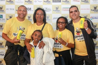 
<a style='margin-left: 5px;' class='btn btn-xs btn-social btn-facebook' href='https://www.facebook.com/sharer/sharer.php?u=https://www.galeramix.com.br/imagem/a35/800-800-90/conteudo/site_galerias/35/feijoada-adec-galera-mix-32.jpg' rel='popup' data-width='500' data-height='400'><i class='fa fa-facebook'></i>Compartilhar <span class='hidden-xs'>no Facebook</span>
</a> 
<a class='btn btn-default btn-xs' target='_blank' href='imagem/a35/800-800-90/conteudo/site_galerias/35/feijoada-adec-galera-mix-32.jpg'>
<span class='glyphicon glyphicon-cloud-download'></span> Salvar
</a>
