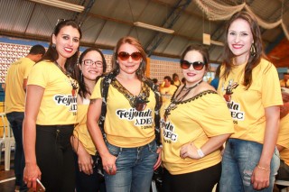 
<a style='margin-left: 5px;' class='btn btn-xs btn-social btn-facebook' href='https://www.facebook.com/sharer/sharer.php?u=https://www.galeramix.com.br/imagem/a35/800-800-90/conteudo/site_galerias/35/feijoada-adec-galera-mix-61.jpg' rel='popup' data-width='500' data-height='400'><i class='fa fa-facebook'></i>Compartilhar <span class='hidden-xs'>no Facebook</span>
</a> 
<a class='btn btn-default btn-xs' target='_blank' href='imagem/a35/800-800-90/conteudo/site_galerias/35/feijoada-adec-galera-mix-61.jpg'>
<span class='glyphicon glyphicon-cloud-download'></span> Salvar
</a>
