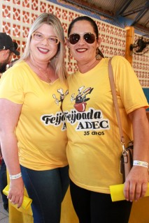 
<a style='margin-left: 5px;' class='btn btn-xs btn-social btn-facebook' href='https://www.facebook.com/sharer/sharer.php?u=https://www.galeramix.com.br/imagem/a35/800-800-90/conteudo/site_galerias/35/feijoada-adec-galera-mix-7.jpg' rel='popup' data-width='500' data-height='400'><i class='fa fa-facebook'></i>Compartilhar <span class='hidden-xs'>no Facebook</span>
</a> 
<a class='btn btn-default btn-xs' target='_blank' href='imagem/a35/800-800-90/conteudo/site_galerias/35/feijoada-adec-galera-mix-7.jpg'>
<span class='glyphicon glyphicon-cloud-download'></span> Salvar
</a>
