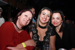 
<a style='margin-left: 5px;' class='btn btn-xs btn-social btn-facebook' href='https://www.facebook.com/sharer/sharer.php?u=https://www.galeramix.com.br/imagem/a37/800-800-90/conteudo/site_galerias/37/daniel-centro-eventos-petry-galera-mix-27-07-2017123.jpg' rel='popup' data-width='500' data-height='400'><i class='fa fa-facebook'></i>Compartilhar <span class='hidden-xs'>no Facebook</span>
</a> 
<a class='btn btn-default btn-xs' target='_blank' href='imagem/a37/800-800-90/conteudo/site_galerias/37/daniel-centro-eventos-petry-galera-mix-27-07-2017123.jpg'>
<span class='glyphicon glyphicon-cloud-download'></span> Salvar
</a>
