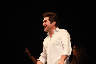 
<a style='margin-left: 5px;' class='btn btn-xs btn-social btn-facebook' href='https://www.facebook.com/sharer/sharer.php?u=https://www.galeramix.com.br/imagem/a37/800-800-90/conteudo/site_galerias/37/daniel-centro-eventos-petry-galera-mix-27-07-2017132.jpg' rel='popup' data-width='500' data-height='400'><i class='fa fa-facebook'></i>Compartilhar <span class='hidden-xs'>no Facebook</span>
</a> 
<a class='btn btn-default btn-xs' target='_blank' href='imagem/a37/800-800-90/conteudo/site_galerias/37/daniel-centro-eventos-petry-galera-mix-27-07-2017132.jpg'>
<span class='glyphicon glyphicon-cloud-download'></span> Salvar
</a>
