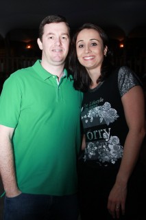 
<a style='margin-left: 5px;' class='btn btn-xs btn-social btn-facebook' href='https://www.facebook.com/sharer/sharer.php?u=https://www.galeramix.com.br/imagem/a37/800-800-90/conteudo/site_galerias/37/daniel-centro-eventos-petry-galera-mix-27-07-201729.jpg' rel='popup' data-width='500' data-height='400'><i class='fa fa-facebook'></i>Compartilhar <span class='hidden-xs'>no Facebook</span>
</a> 
<a class='btn btn-default btn-xs' target='_blank' href='imagem/a37/800-800-90/conteudo/site_galerias/37/daniel-centro-eventos-petry-galera-mix-27-07-201729.jpg'>
<span class='glyphicon glyphicon-cloud-download'></span> Salvar
</a>
