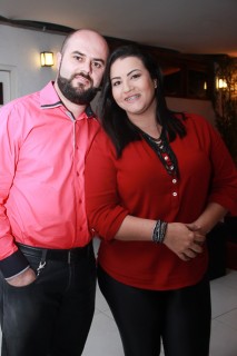 
<a style='margin-left: 5px;' class='btn btn-xs btn-social btn-facebook' href='https://www.facebook.com/sharer/sharer.php?u=https://www.galeramix.com.br/imagem/a37/800-800-90/conteudo/site_galerias/37/daniel-centro-eventos-petry-galera-mix-27-07-201733.jpg' rel='popup' data-width='500' data-height='400'><i class='fa fa-facebook'></i>Compartilhar <span class='hidden-xs'>no Facebook</span>
</a> 
<a class='btn btn-default btn-xs' target='_blank' href='imagem/a37/800-800-90/conteudo/site_galerias/37/daniel-centro-eventos-petry-galera-mix-27-07-201733.jpg'>
<span class='glyphicon glyphicon-cloud-download'></span> Salvar
</a>
