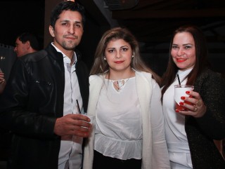 
<a style='margin-left: 5px;' class='btn btn-xs btn-social btn-facebook' href='https://www.facebook.com/sharer/sharer.php?u=https://www.galeramix.com.br/imagem/a37/800-800-90/conteudo/site_galerias/37/daniel-centro-eventos-petry-galera-mix-27-07-201742.jpg' rel='popup' data-width='500' data-height='400'><i class='fa fa-facebook'></i>Compartilhar <span class='hidden-xs'>no Facebook</span>
</a> 
<a class='btn btn-default btn-xs' target='_blank' href='imagem/a37/800-800-90/conteudo/site_galerias/37/daniel-centro-eventos-petry-galera-mix-27-07-201742.jpg'>
<span class='glyphicon glyphicon-cloud-download'></span> Salvar
</a>
